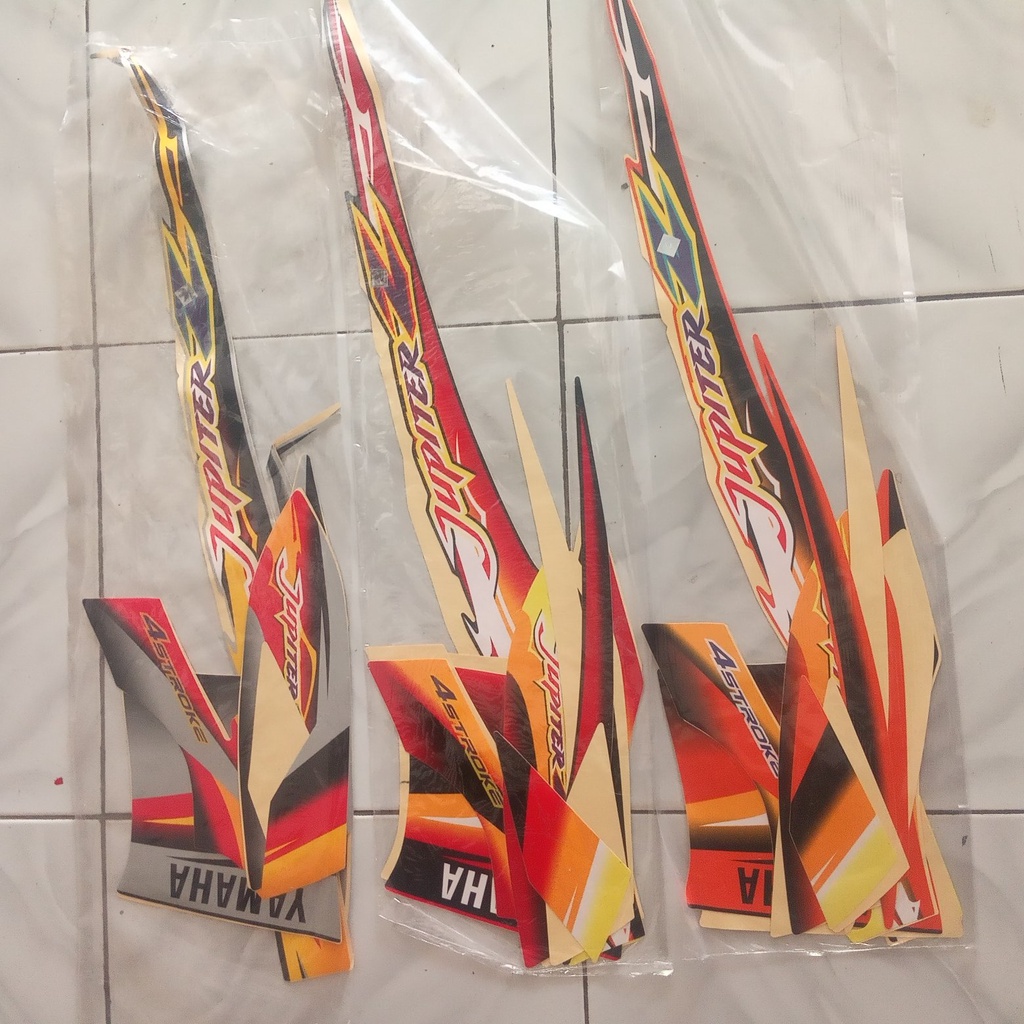 stiker striping motor yamaha jupiter Z tahun 2004