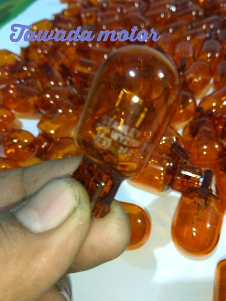 Bohlam Lampu Sen BELAKANG KARIMUN ESTILO Amber Type T20 12v 21w  WY21W MERK STANLEY