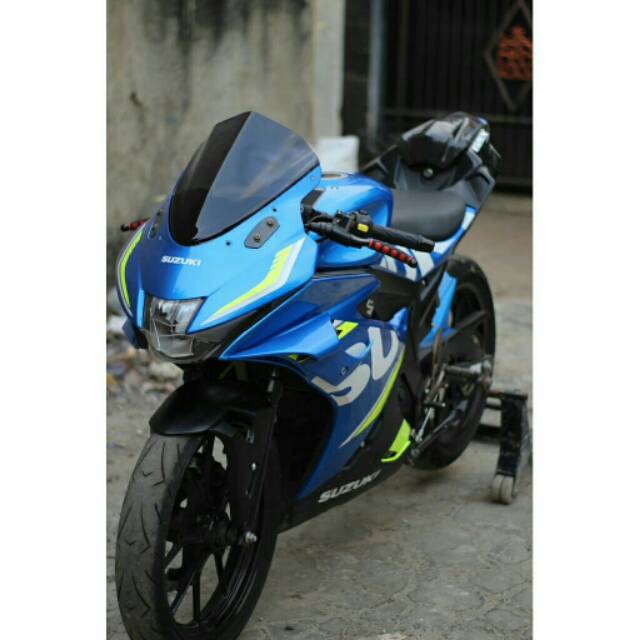 WINDSHIEL/WINSIL GSX/VISOR SUZUKI GSX 150R PNP SUDAH TINGGAL PASANG