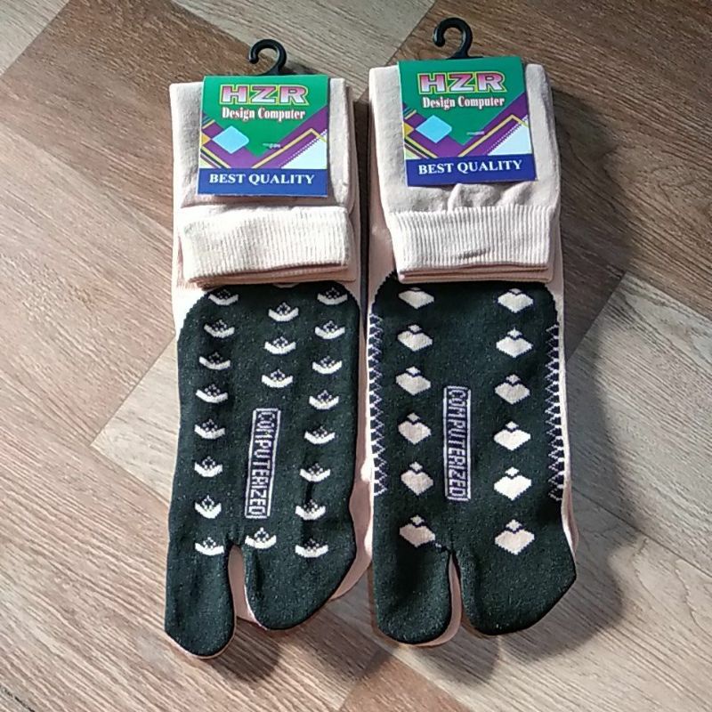 Kaos Kaki Jempol Anak dan Dewasa dengan ukuran panjang S, M dan L