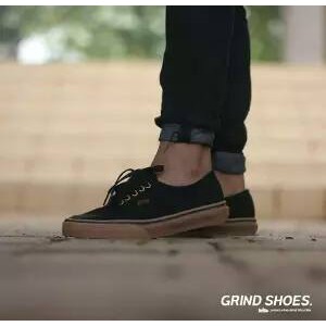 Sepatu Vans Gum Sole HItam