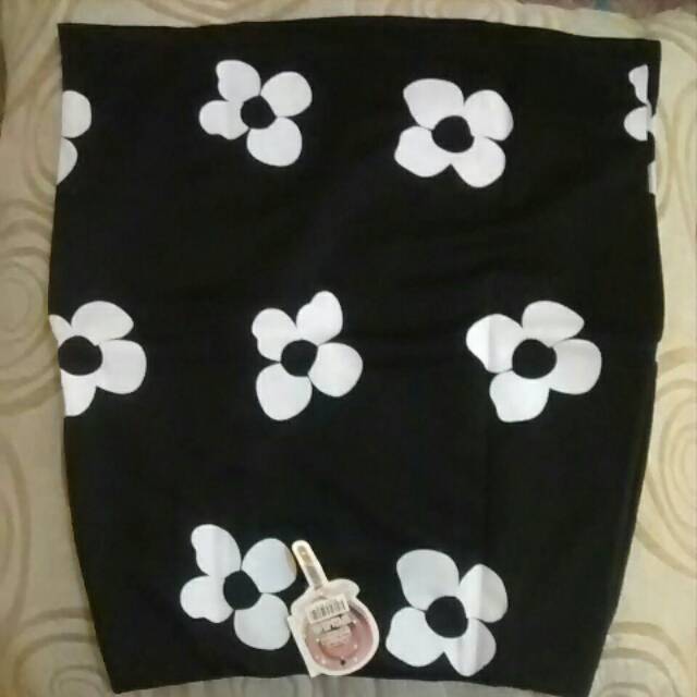 READY TMO ROK SPAN MOTIF BUNGA CANTIK MOTiF POLOS