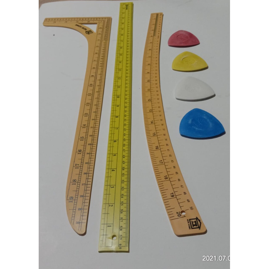 penggaris pola /penggaris besar pola 3 kapur + 4 warna campur / penggaris besar