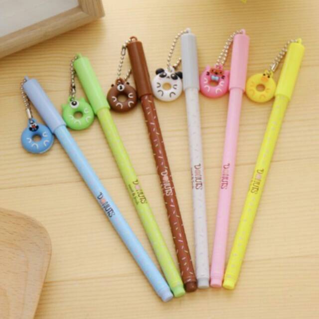 

Pulpen Gel Bandul Donat 0.38 mm