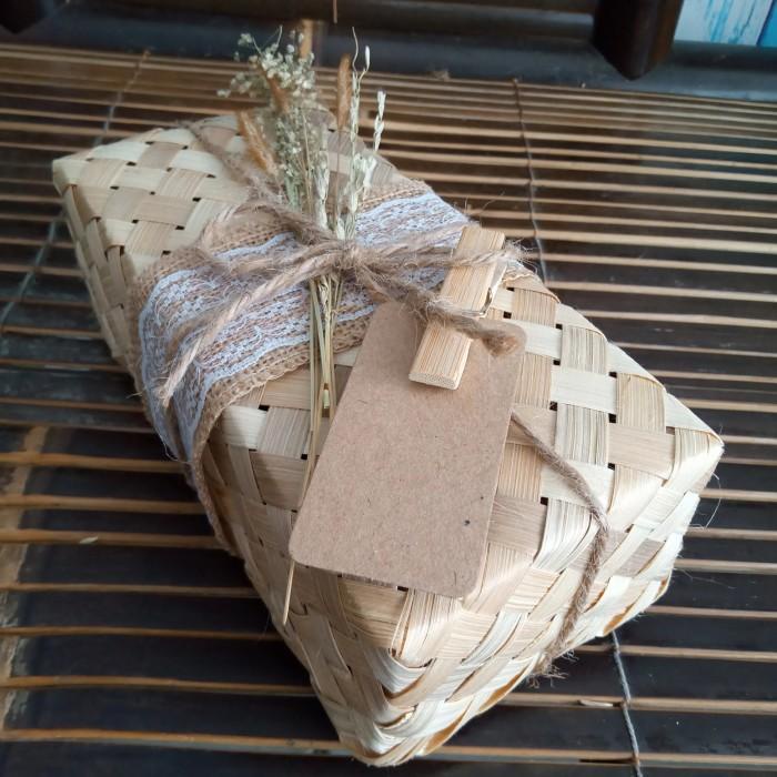 

Gift Box Kotak Kado Kotak Souvenir Box Hampers Anyaman Bambu Besek 053