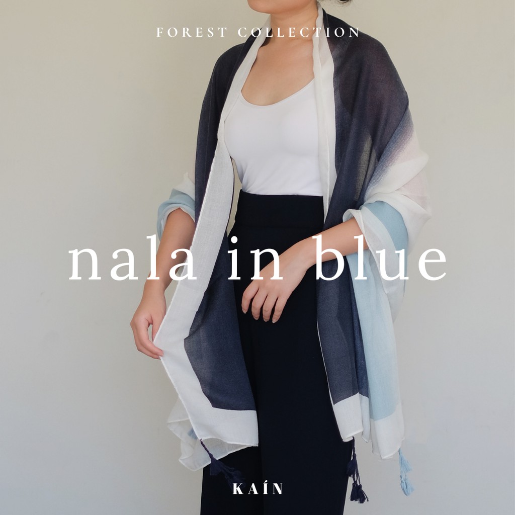 SHOPKAIN Nala Shawl in Blue - Forest Collection