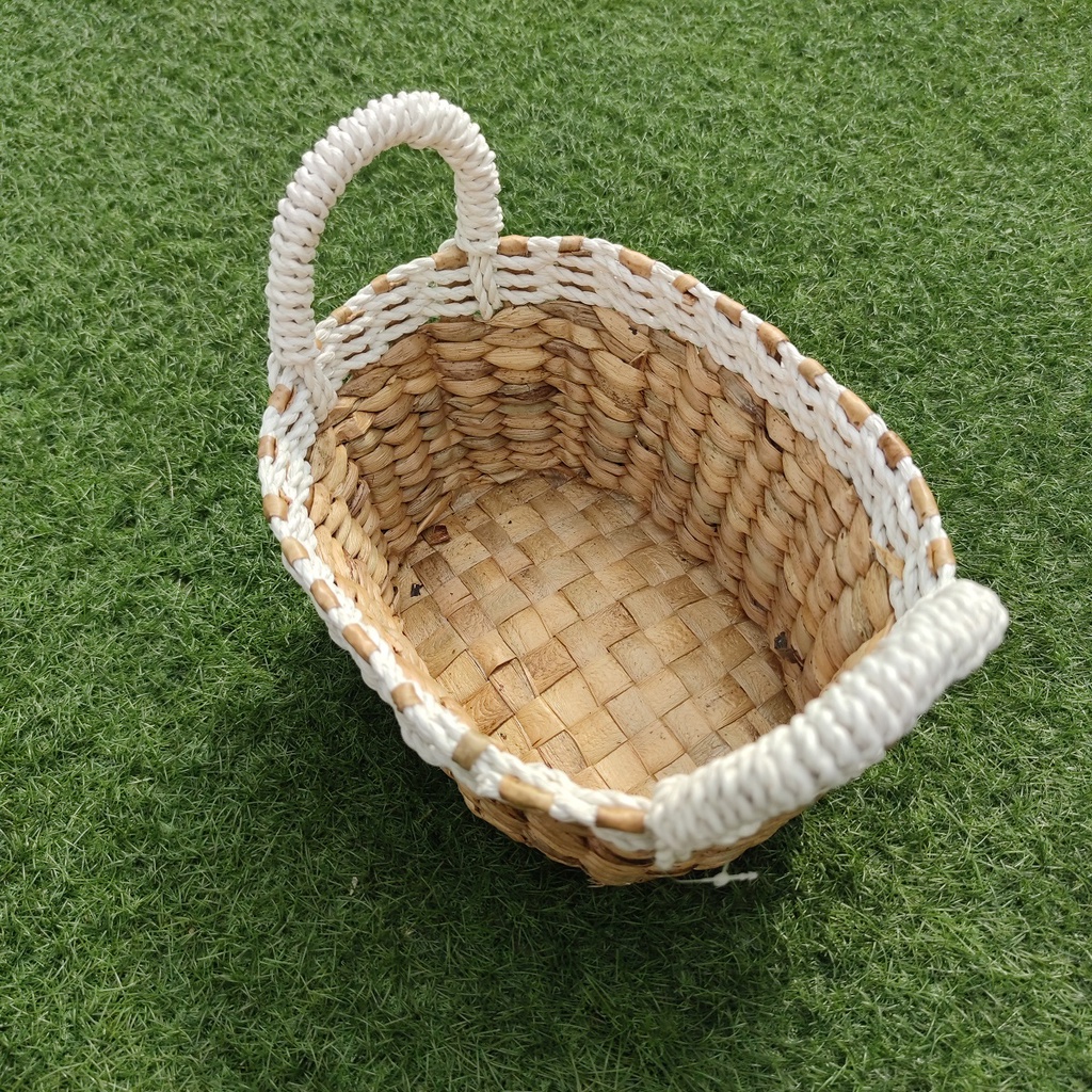 Keranjang Hampers Parsel Tray Oval Enceng Gondok - 29x20x22cm