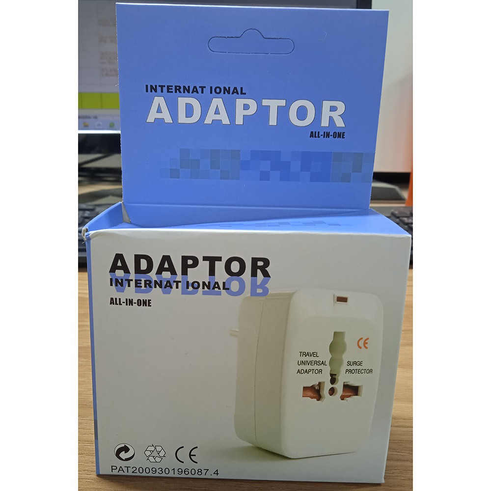 Universal Travel Adapter EU AU UK US Plug - 931--USBO