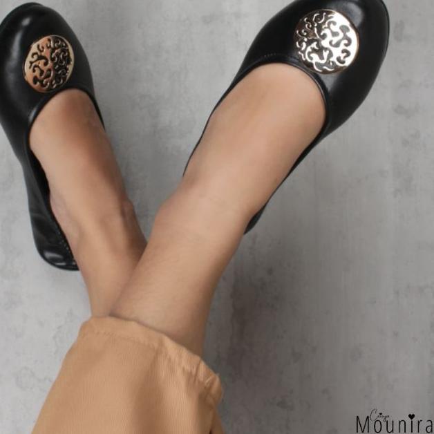 ✤ Black Series Flat Shoes By Ceisya Mounira ➣