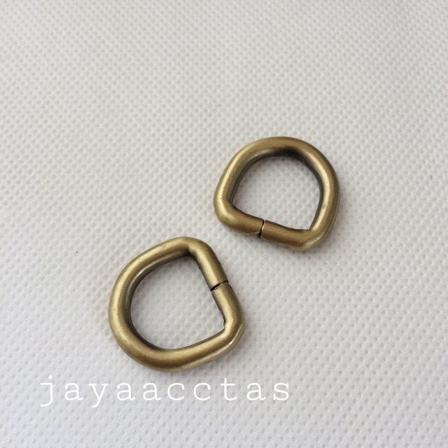 Ring D tas 1.5 cm tebal antigold poles