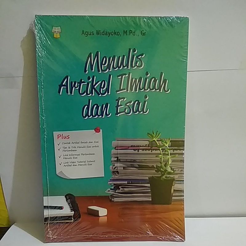 Buku Menulis Artikel Ilmiah dan Esai