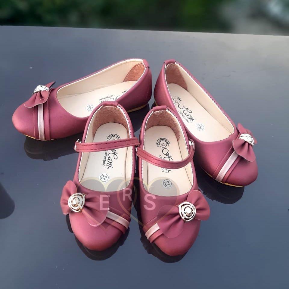 TOKOERS SBA01 26-30 Sepatu Balet, Flatshoes Anak Perempuan Umur 4 5 6 tahun - Motif Pita Marun
