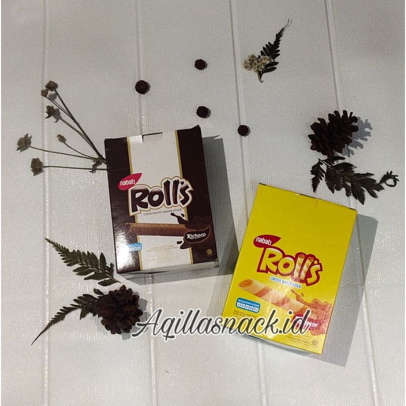 

Nabati Rolls Cheese / Chocolate Wafer Stick Keju 8gr