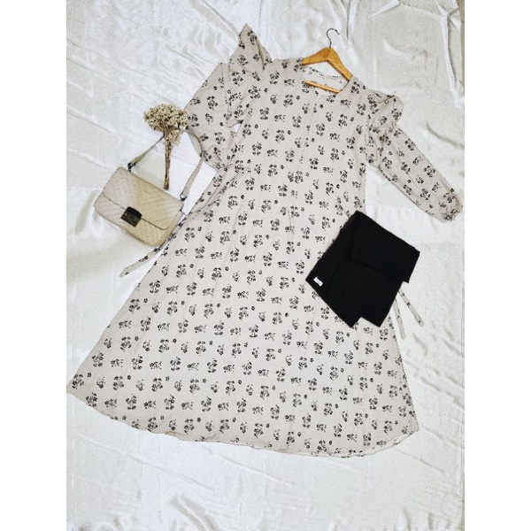 Aavani Dress Cream / busana Muslim wanita / dress shakila premium / dress kondangan bahan adem.
