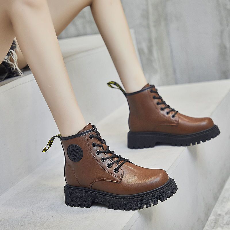 Sepatu Boots Wanita Fashion  Import Sepatu Cewek Anak Muda Boots Kekinian Kualitas Bagus Hangout Jalan