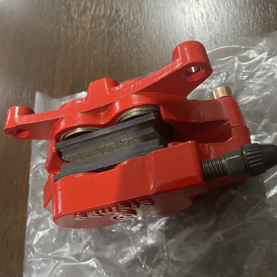 Red Kaliper Mini Brembo 4 Piston Universal Motor Piringan Dispad Rem