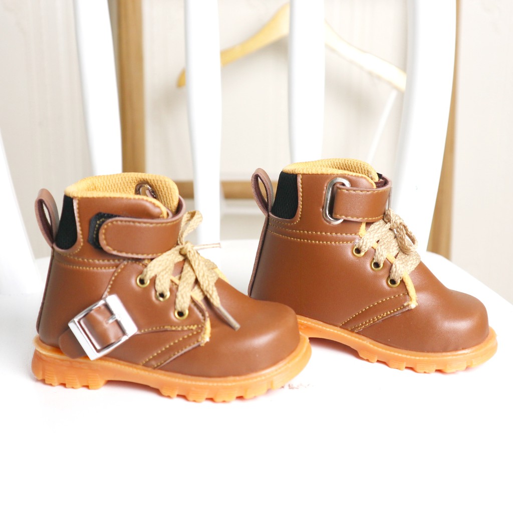 Sepatu Anak bayi Laki - laki / Cowok Bahan Kanvas Kulit Motif Sepatu Boot Gesper Tali