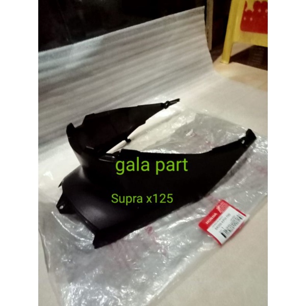 SAMBUNGAN BODY SUPRA X125 2006-2012 ORIGINAL AHM