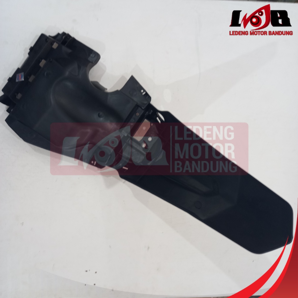 Win Spakbor Belakang Beat FI Hitam Rear Fender Plastik Sepakbor Motor Honda