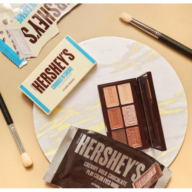 Gaya Etude House X Hershey'S Play Color Eyes Mini Eyeshadow Original - Cookies N Cream Diskon