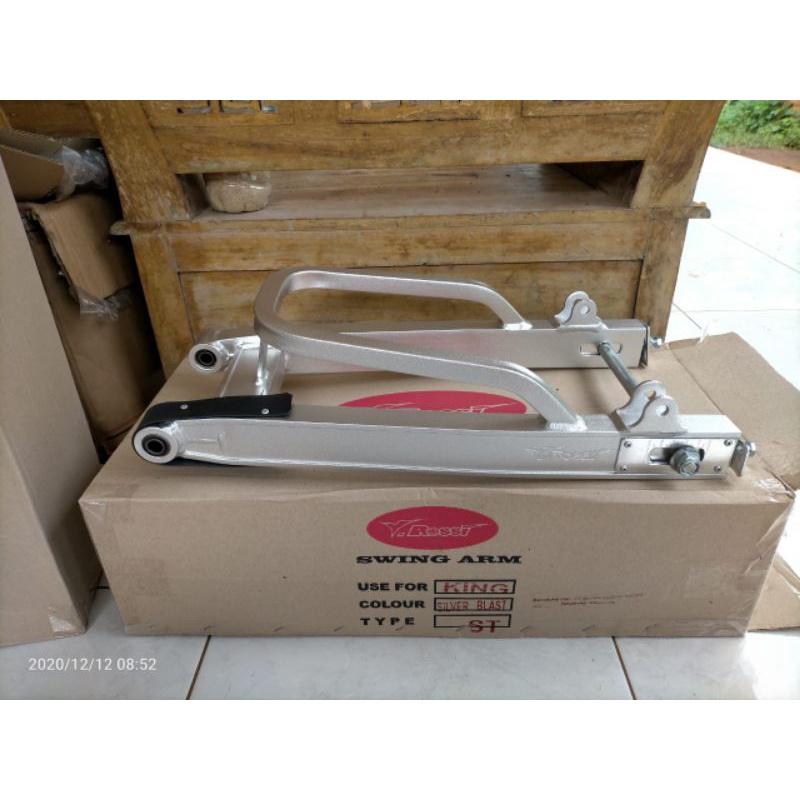 swing arm Yamaha Rx king v Rossi