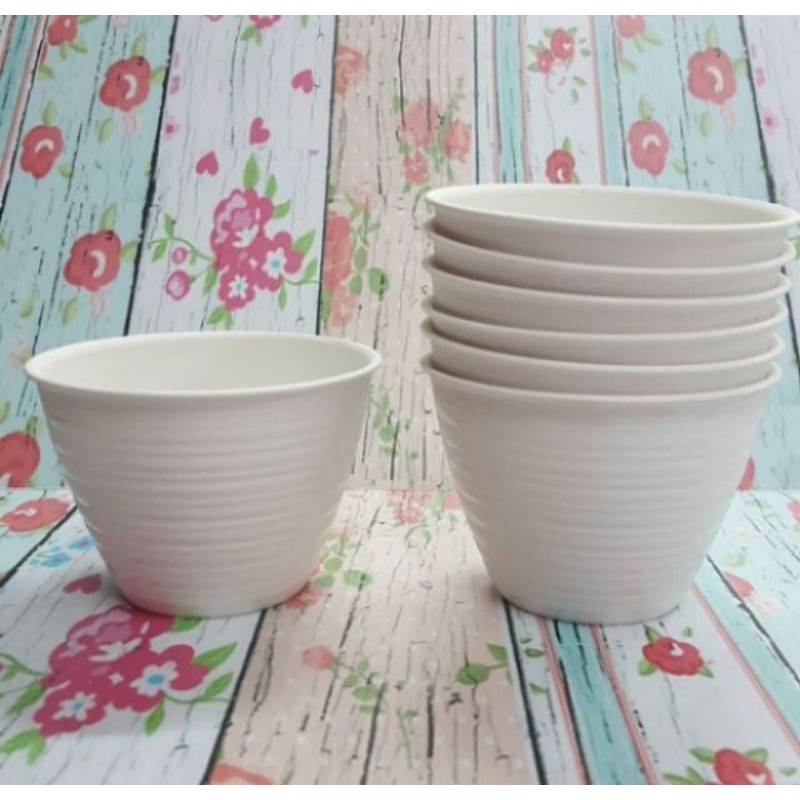 pot tawon - pot tawon berwarna putih - vas bunga