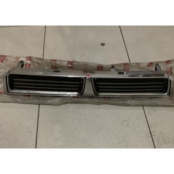 Grill rambang MITSUBISHI ETERNA