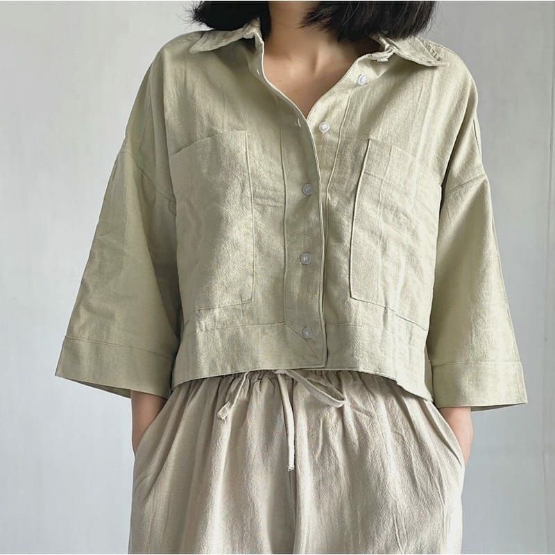 Kemeja  Crop Linen Oversize /Crop Pocket Oversize