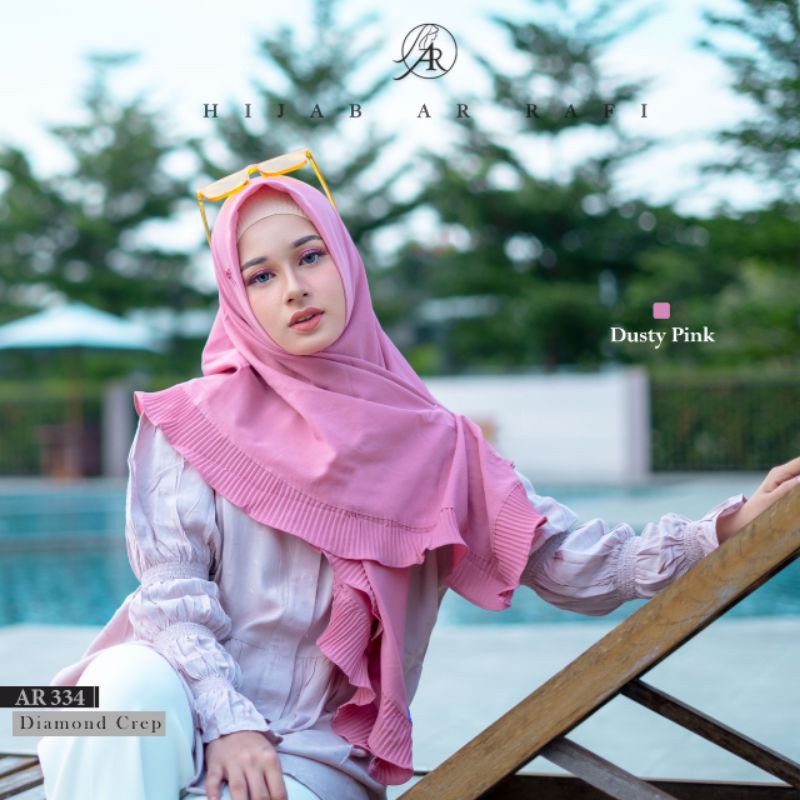 Ar 334 Segiempat plisket Arrafi