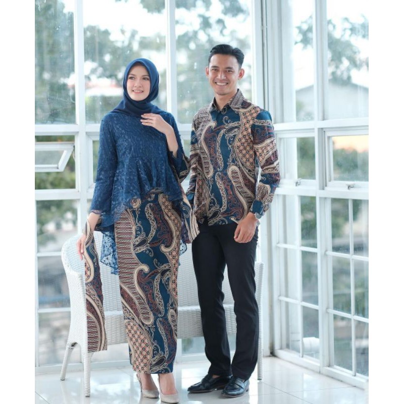 KEBAYA BROKAT COUPLE / KEBAYA BRUKAT PASANGAN / BAJU TUNANGAN / BAJU KONDANGAN / WIDBATIK / MODREN