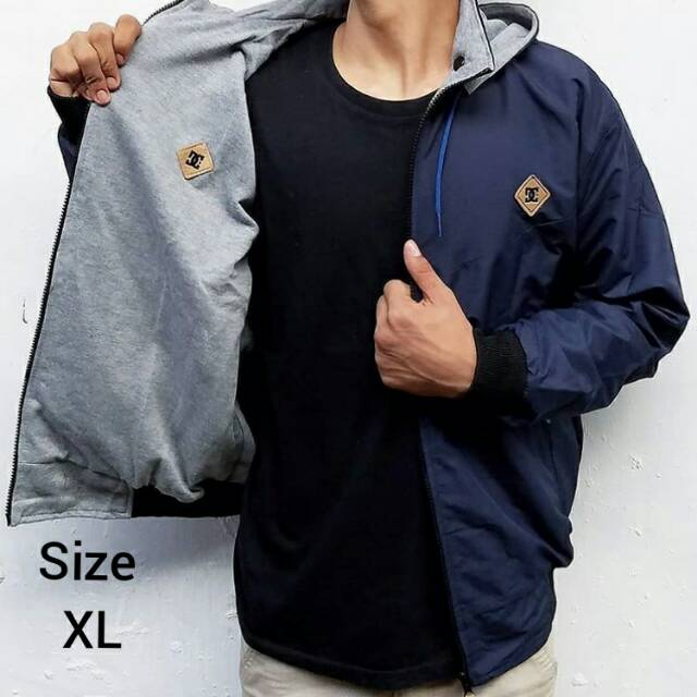 Jaket DC Bolak Balik XL Biru / Maron / Biru Navy