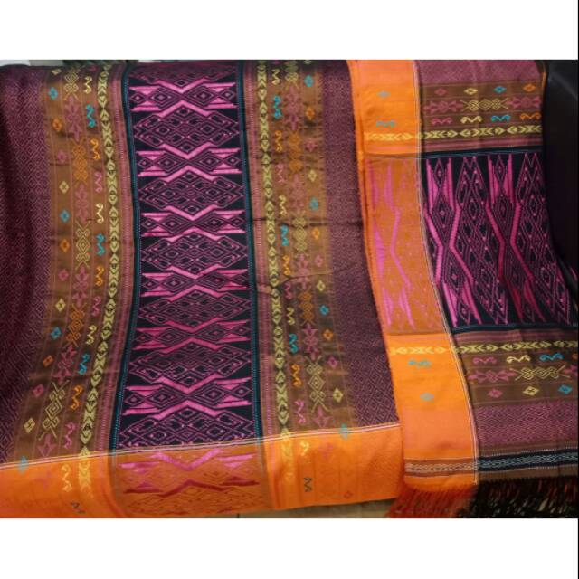 SEMI SUTRA WAJIK MOTIF TUMTUMAN