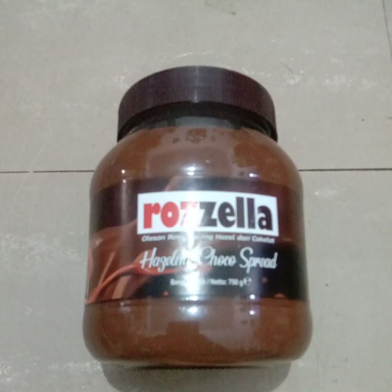 

Selai coklat/Rozzella hazelnut choco spread 750 gr