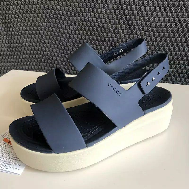 Sandal Crocs Brooklyn Wedges Tali / Crocs BrookLyn / Sandal Wanita Crocs