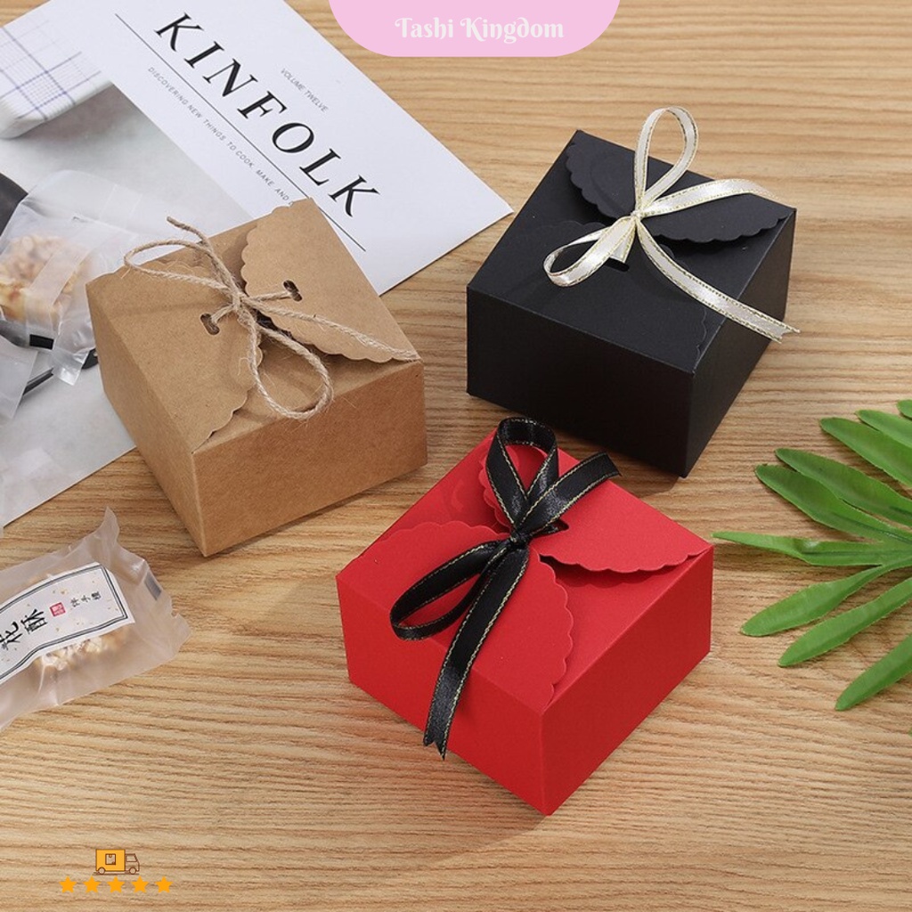 

kotak souvernir hampers box kado polos / kotak kado valentine fancy serbaguna / kotak kue
