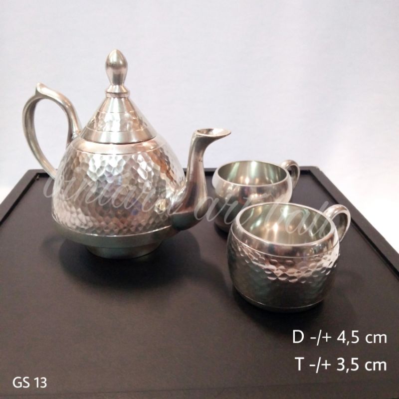 gelas mini gelas sloki gelas timah gelas antik gelas souvenir cantik gelas minum kecil