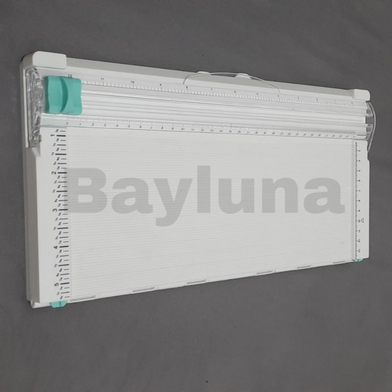 Paper Trimmer A4 dan Scoring Board 2in1 Foldable Size 35x35cm Pemotong Pelipat Kertas, Creaser, Creasing Tool