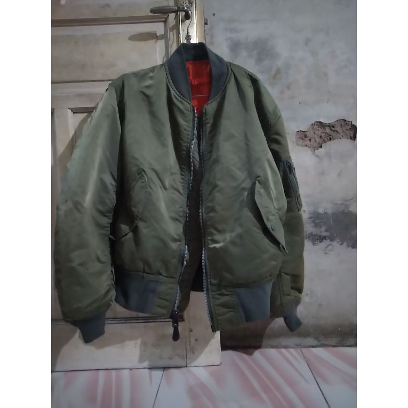 jacket bomber merk alpha industries