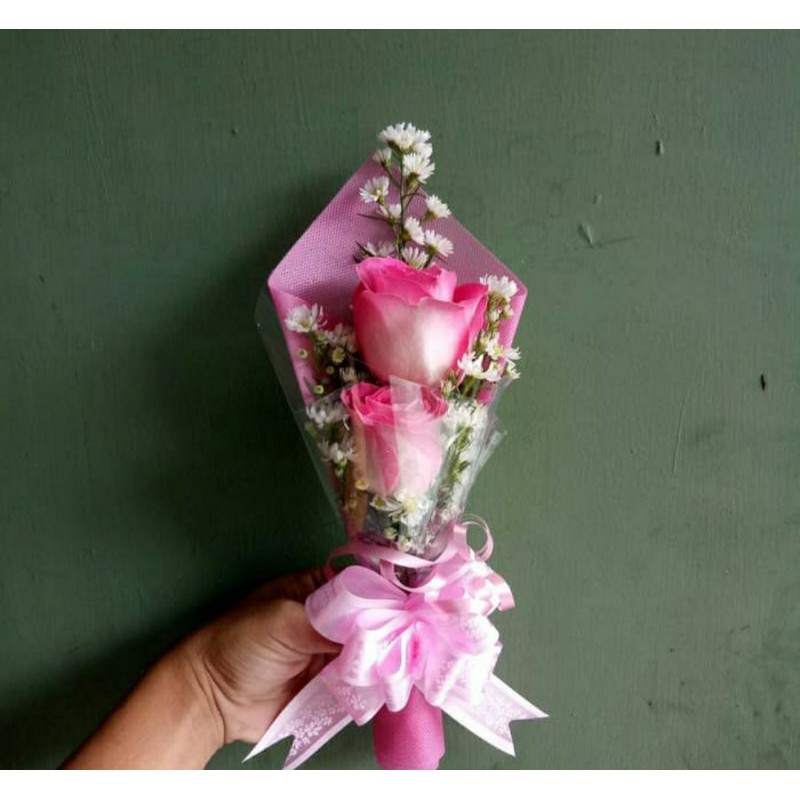 Bunga bouquet hadiah untuk pacar, Bunga mawar asli 100%