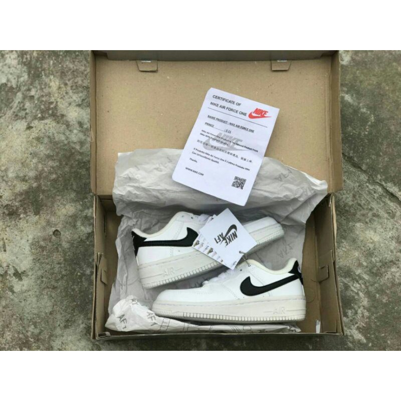 sepatu anak sepatu anak sneakers sepatu anak nike AF1 white black original made in indonesia