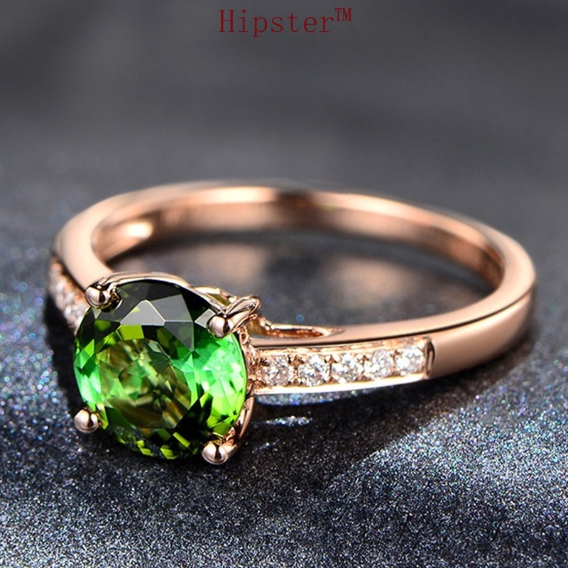 European and American Fashion Light Luxury Emerald Ring