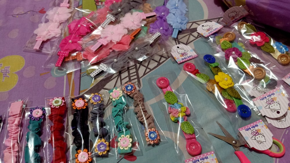 (per Lusin)konektor/pengait Masker Bunga Mekar