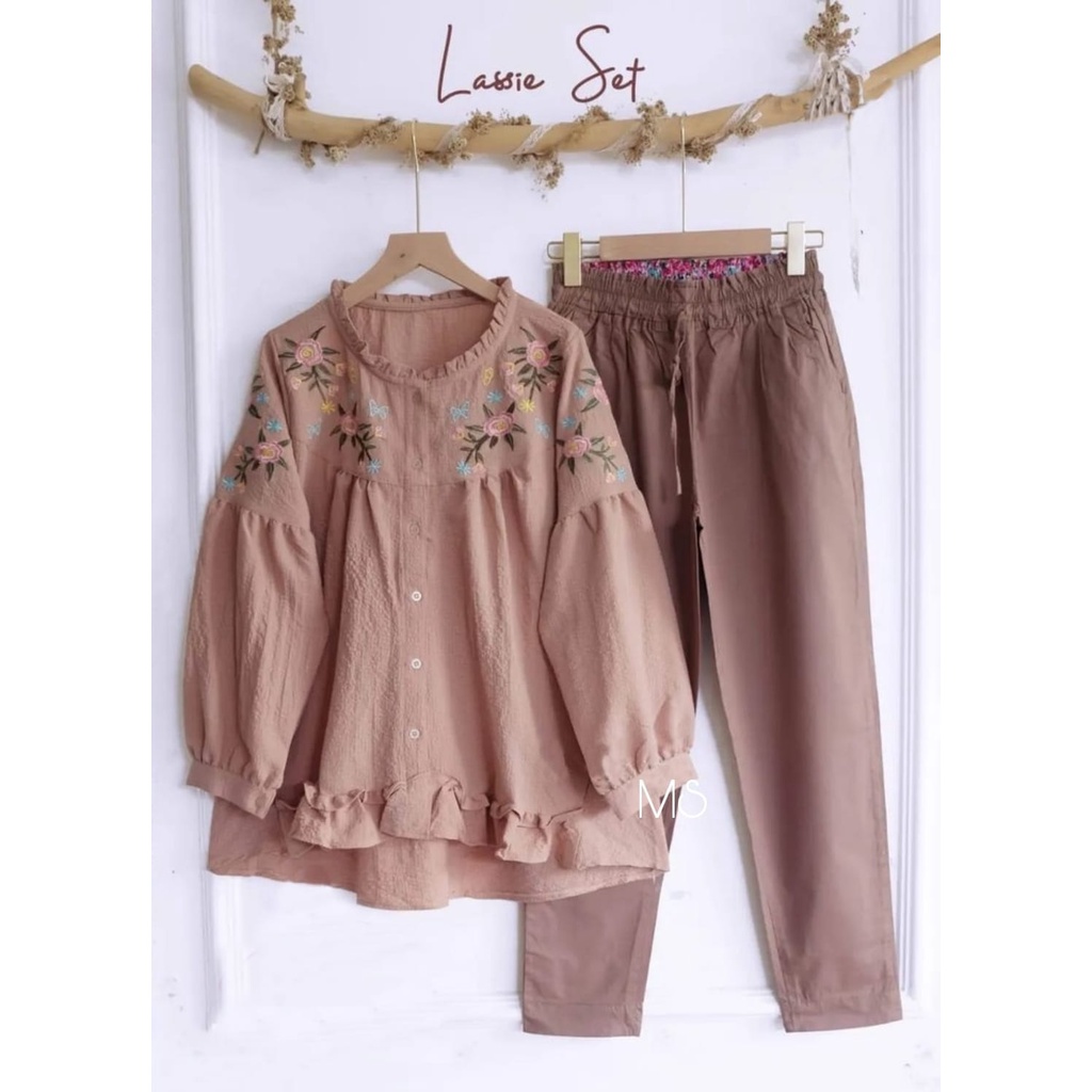 PCS SET LASSIE FASHION PAKAIAN WANITA SETELAN ATASAN DAN CELANA MOSCREPE MS 3 UKURAN L XL XXL