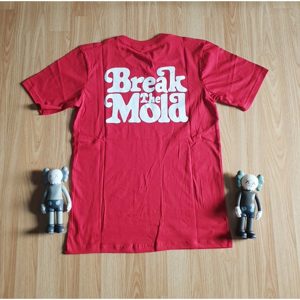 KAOS TSHIRT UNIQLO UT VERDY RISE AGAIN PREMIUM CRIMSON RED UNISEX