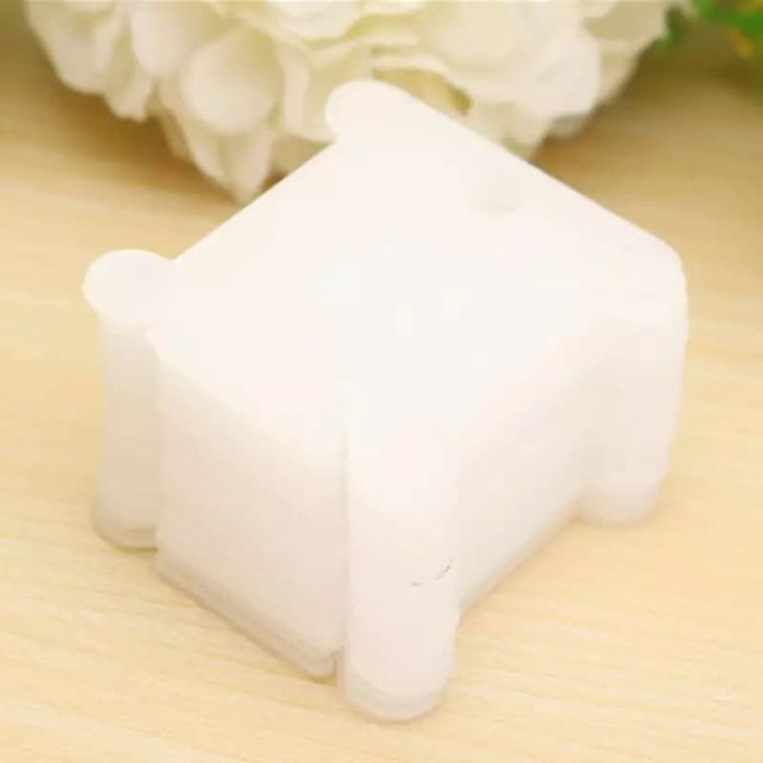 

ORGANIZER-DOCUMENT- 10PCS PLASTIC BOBBIN CARD/ KARTU PENGGULUNG BENANG SULAM - BENING -DOCUMENT-
