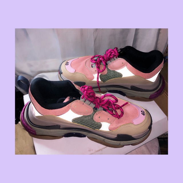 BOOKED Balenciaga Triple S Pink