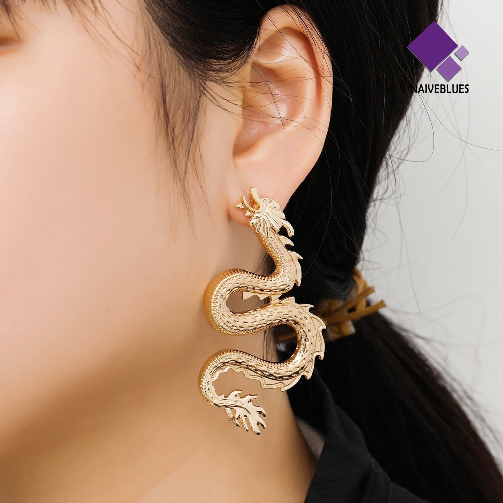 Anting Stud Bentuk Naga Melengkung Untuk Wanita