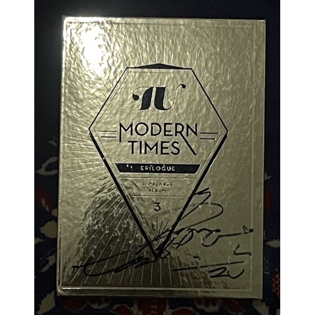 IU MODERN TIMES EPILOGUES [OFFICIAL] SIGNED [BOOKED]