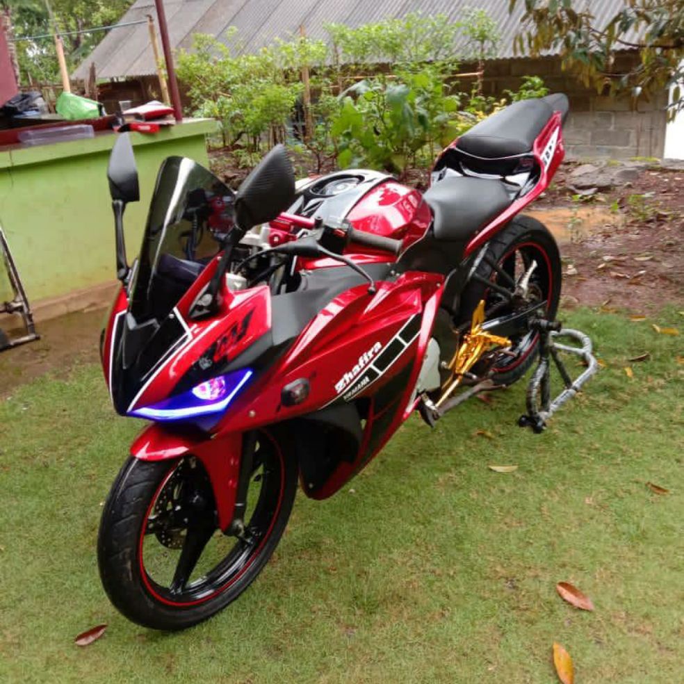 FULLSET FAIRING VIXION lama model R25