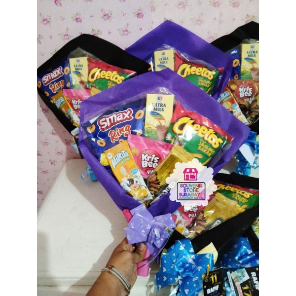 Bucket snack ulang tahun/ bucket jajan murah/ bucket wisuda / bucket Kekinian / bucket murah